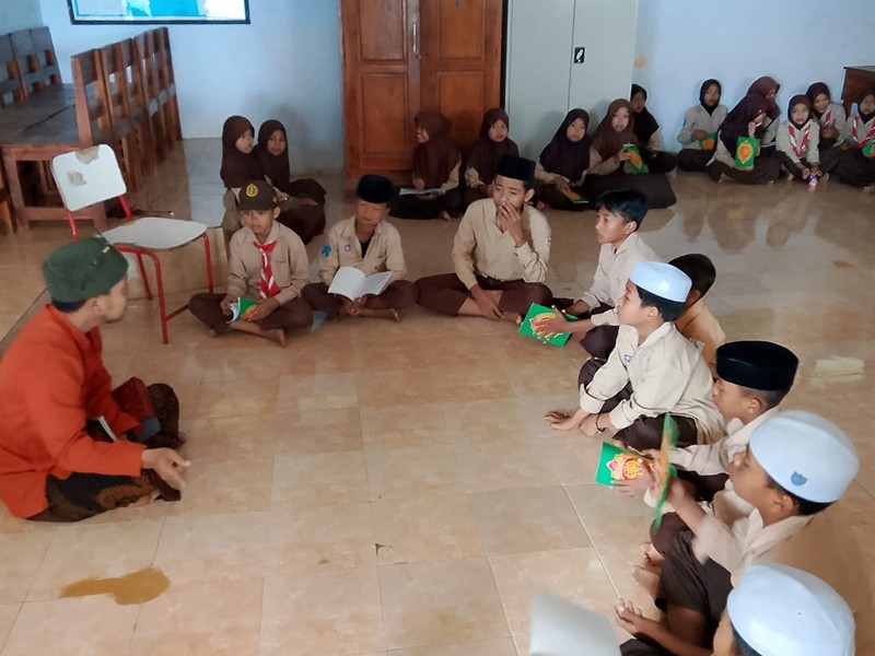 PEMBIASAAN RELIGIUS HARI JUM.AT